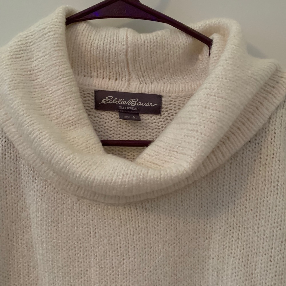 White Eddie Bauer sweater
